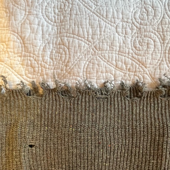 Distressed Sweater - Picture 6 of 11